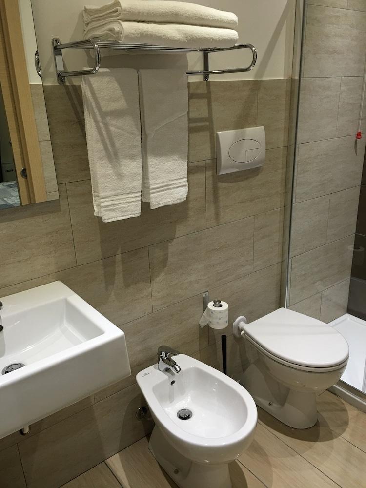 Hotel San Biagio Милан Экстерьер фото